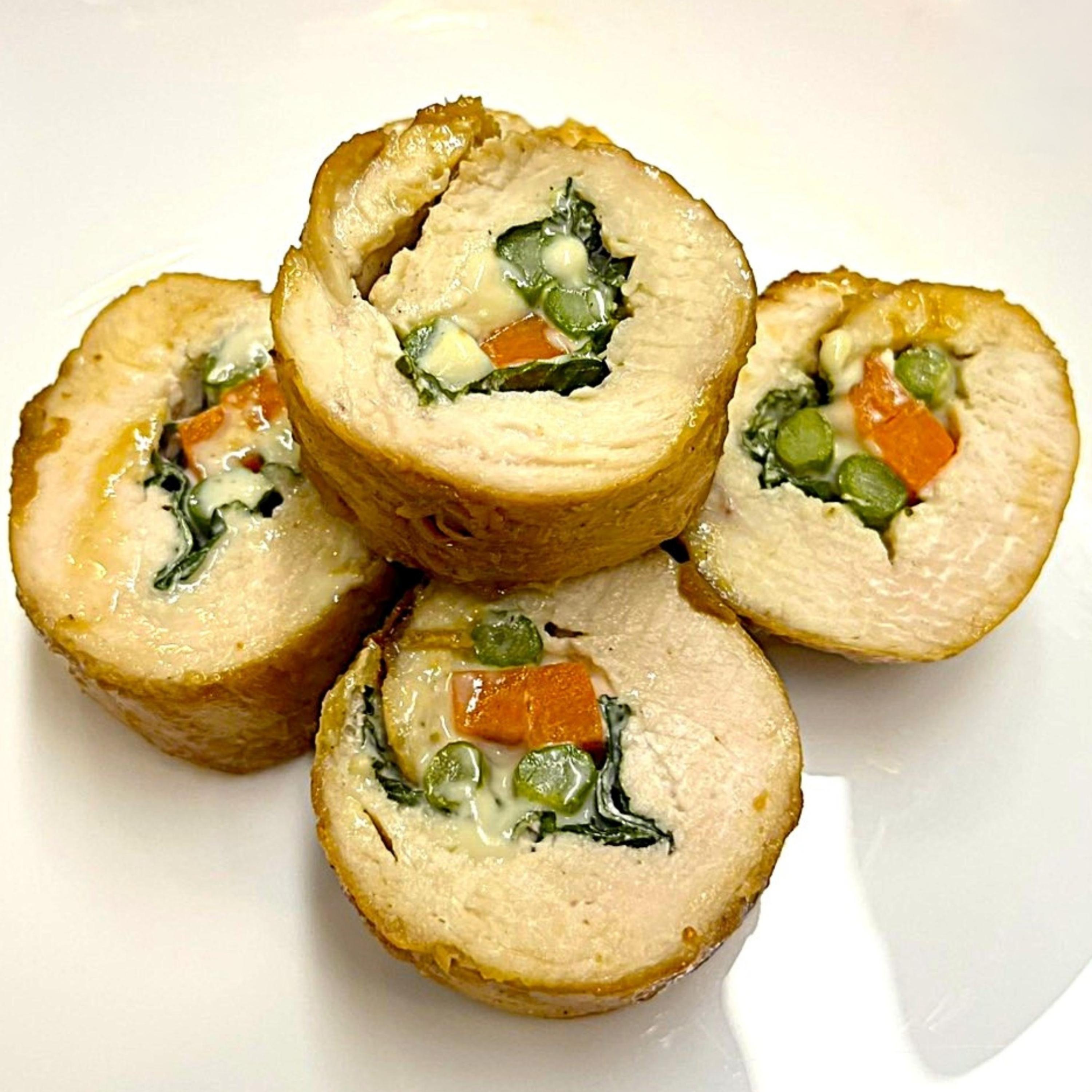 🥣『 鶏むね肉で巻き巻き野菜 』🐔🥕✨ゴールデンウィークのお出かけにぴったり！😋