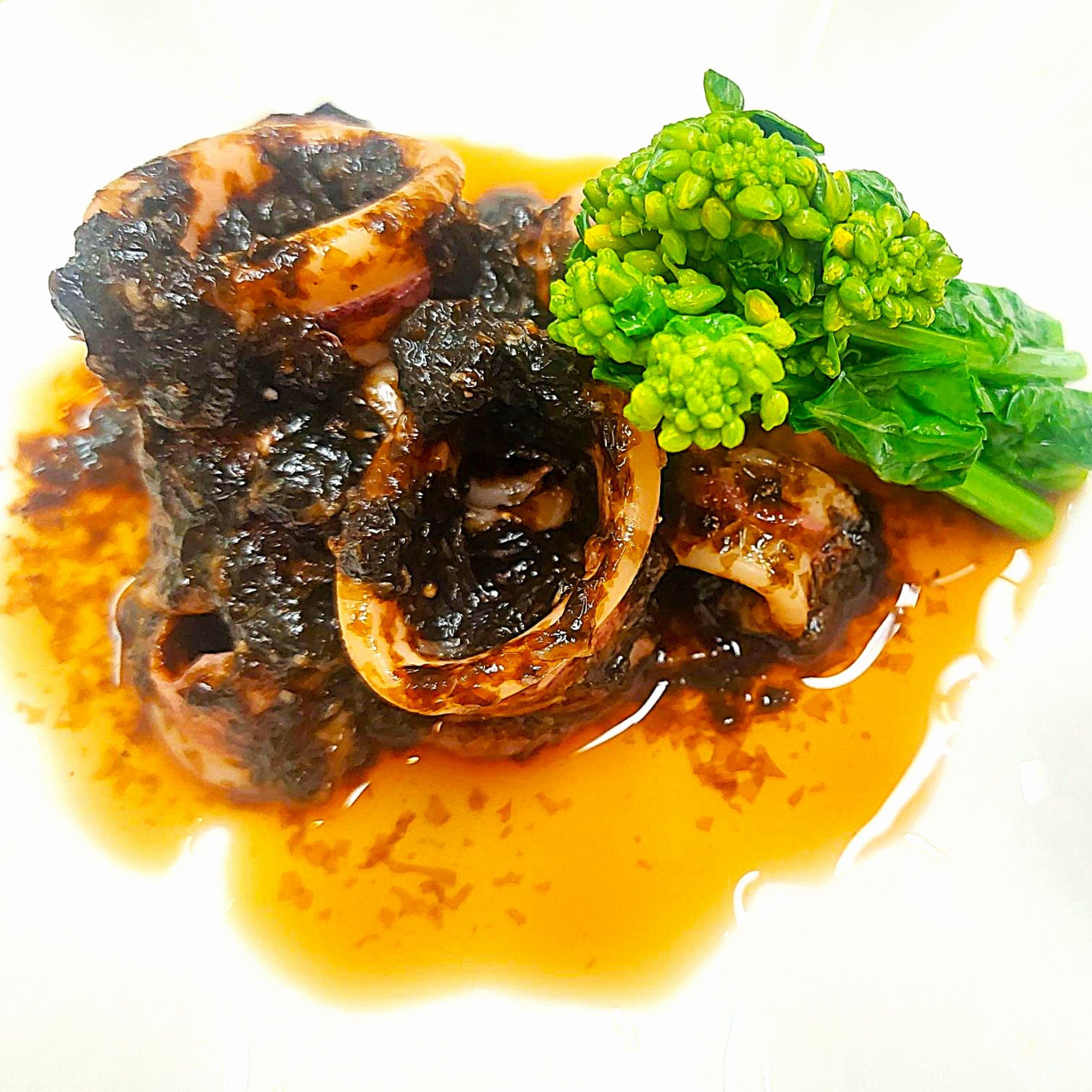 🥣『 海苔でなんちゃってイカ墨煮 』🦑🖤 🌸春はイカが美味しい季節〜😋