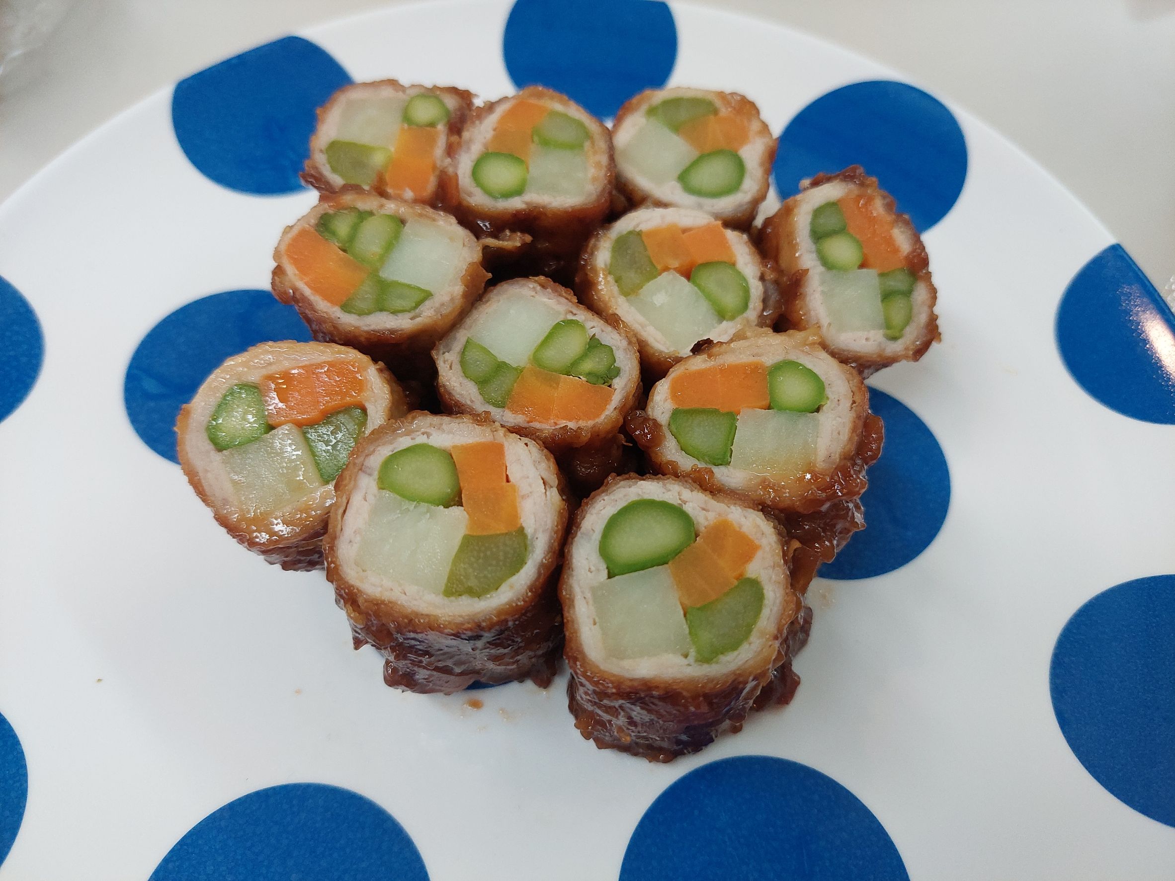 野菜の豚ロース巻き～さっぱり梅ダレで～