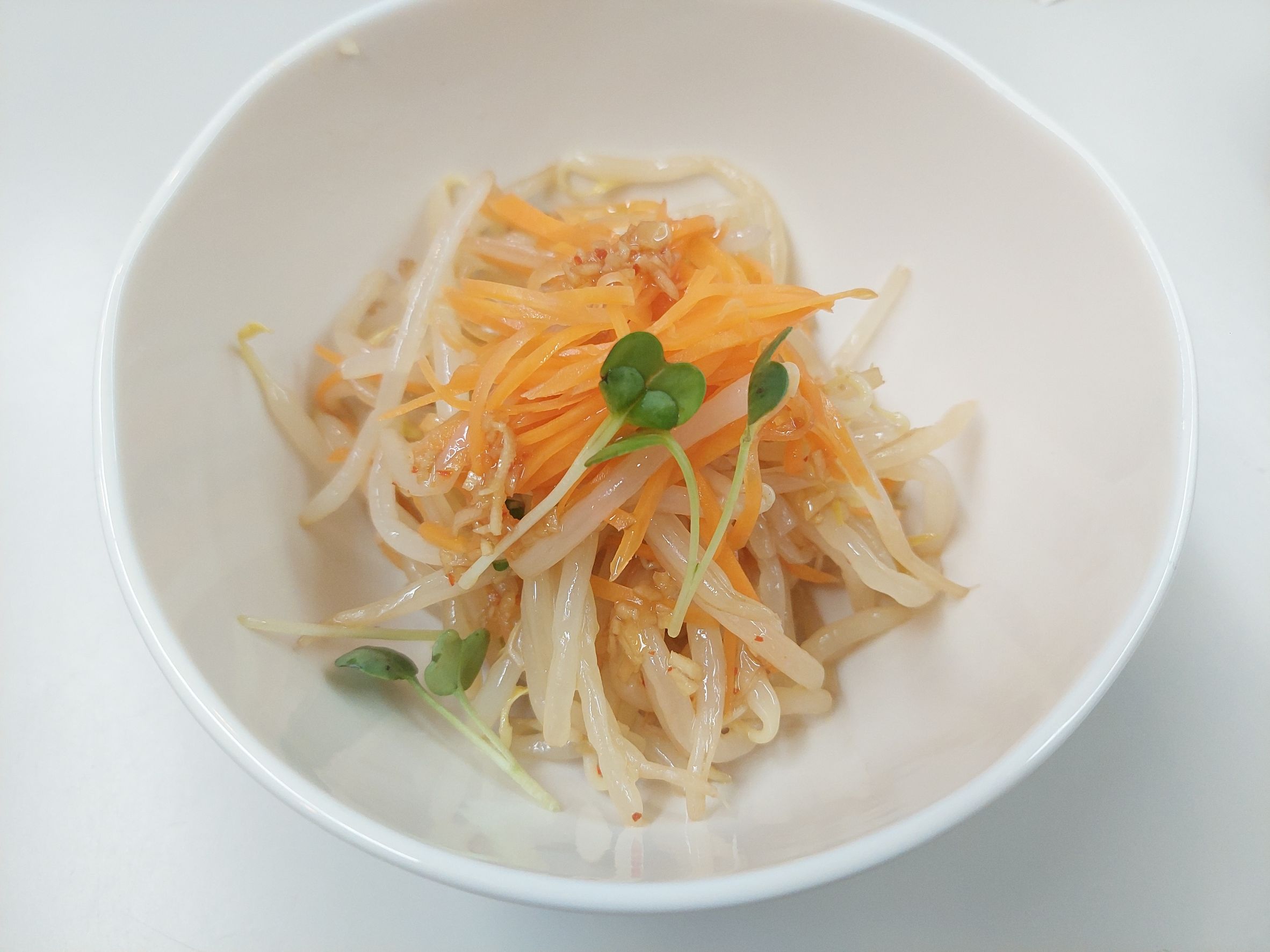 もやしの中華風サラダ